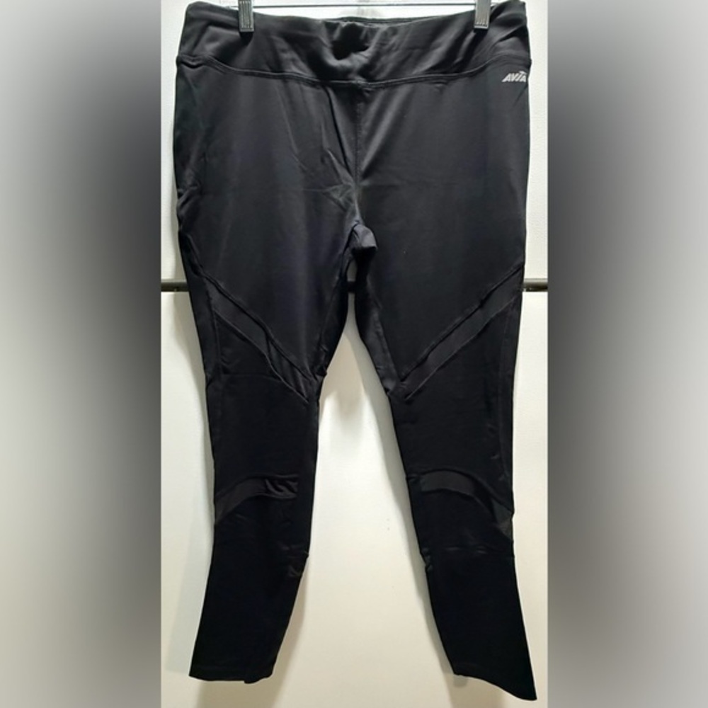 🛷Avia Black tapered mesh leggings
